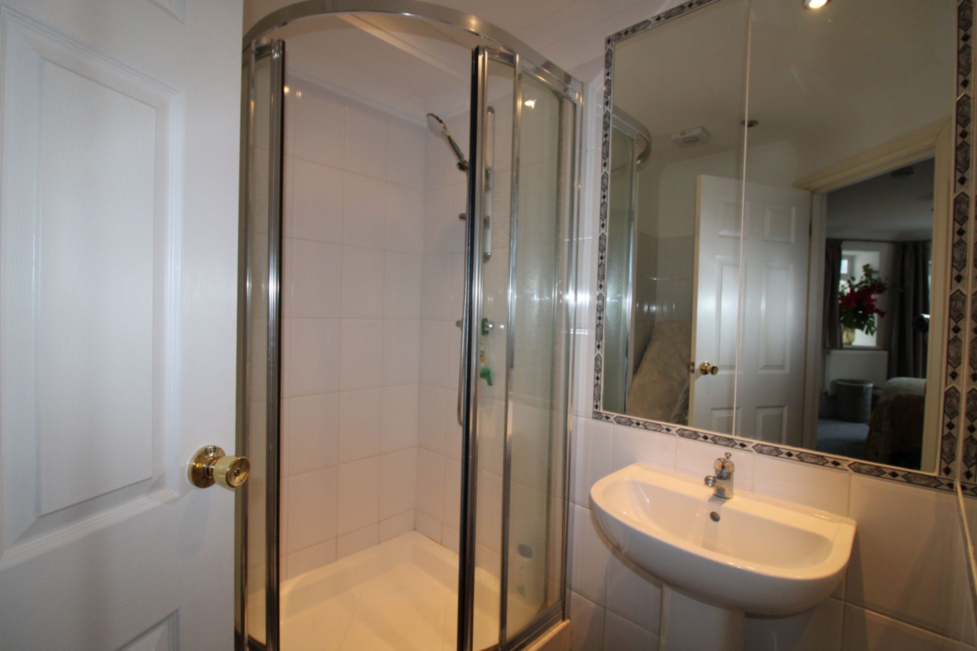 Property For Sale Langhorne Gardens Folkestone Ct20 2 Bedroom Flat