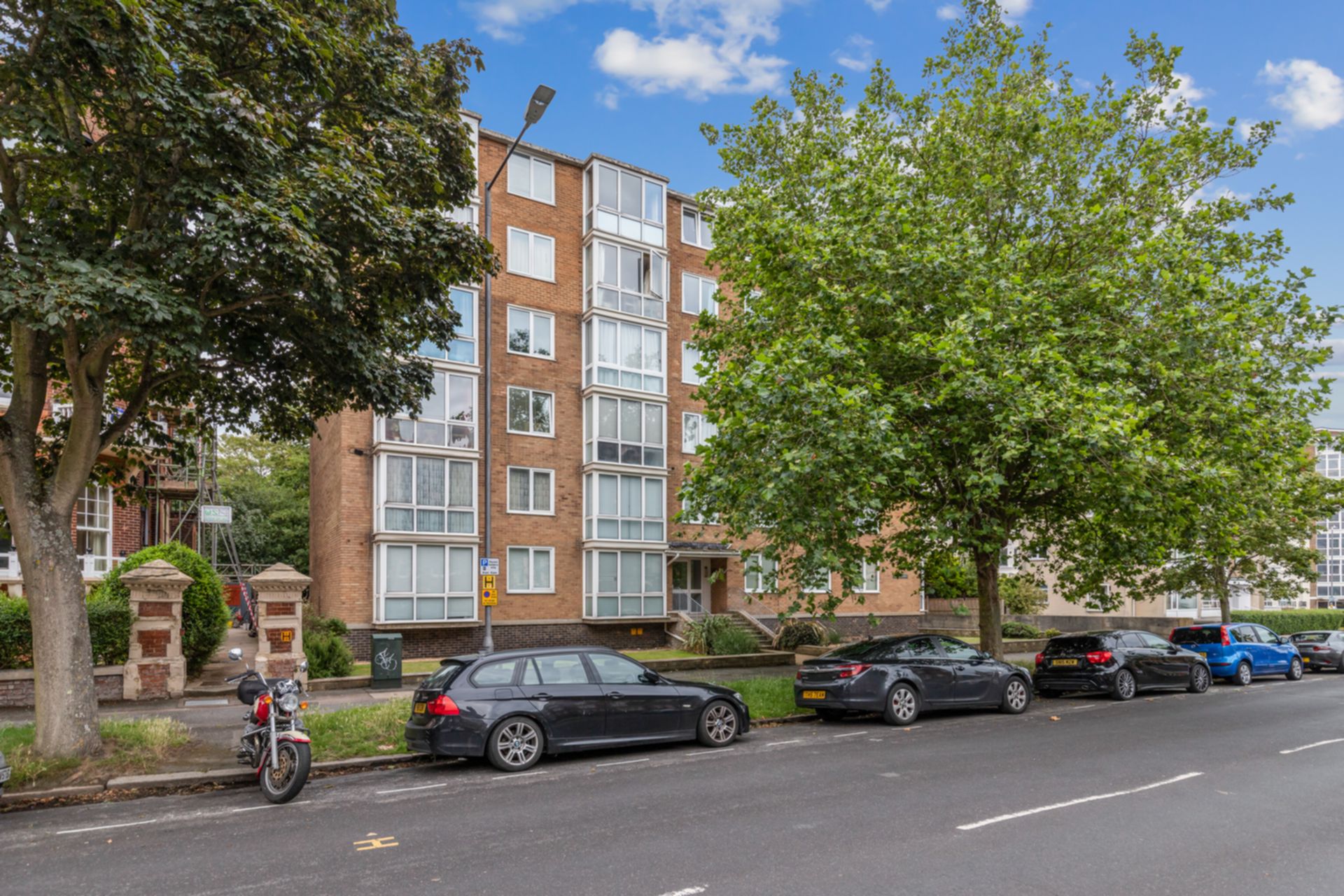 Property For Sale Earls Avenue, Folkestone, CT20 2 Bedroom Purpose