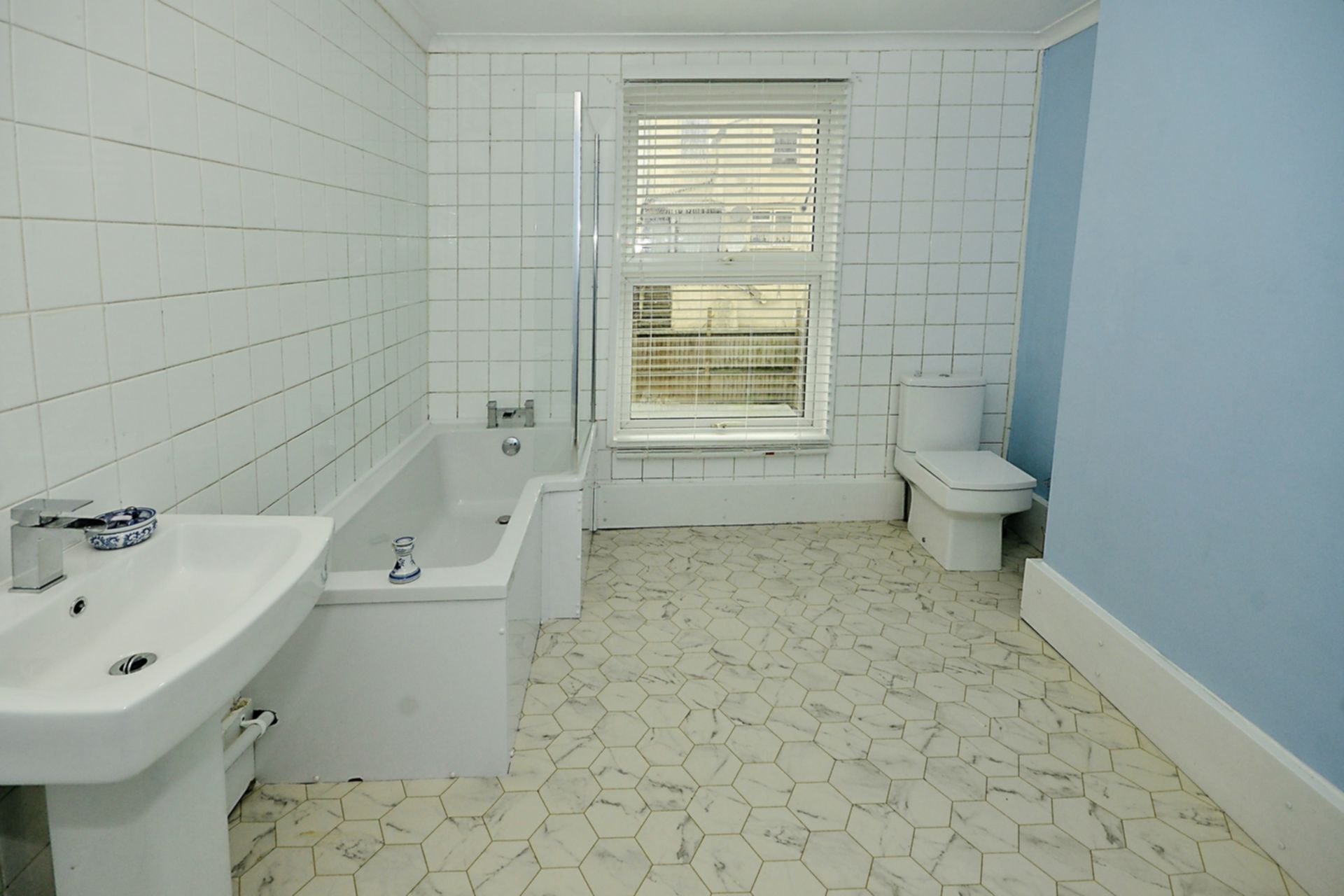 Property For Sale Black Bull Road, Folkestone, CT19 3 Bedroom