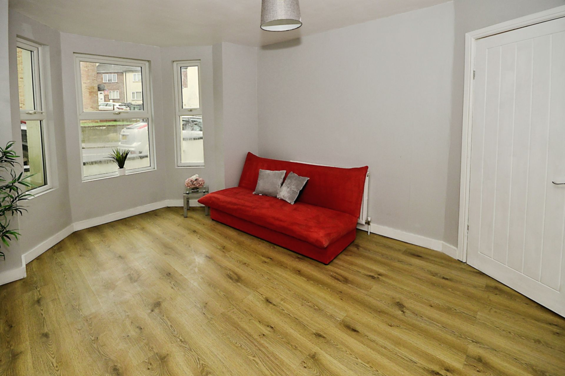 Property For Sale Black Bull Road, Folkestone, CT19 3 Bedroom