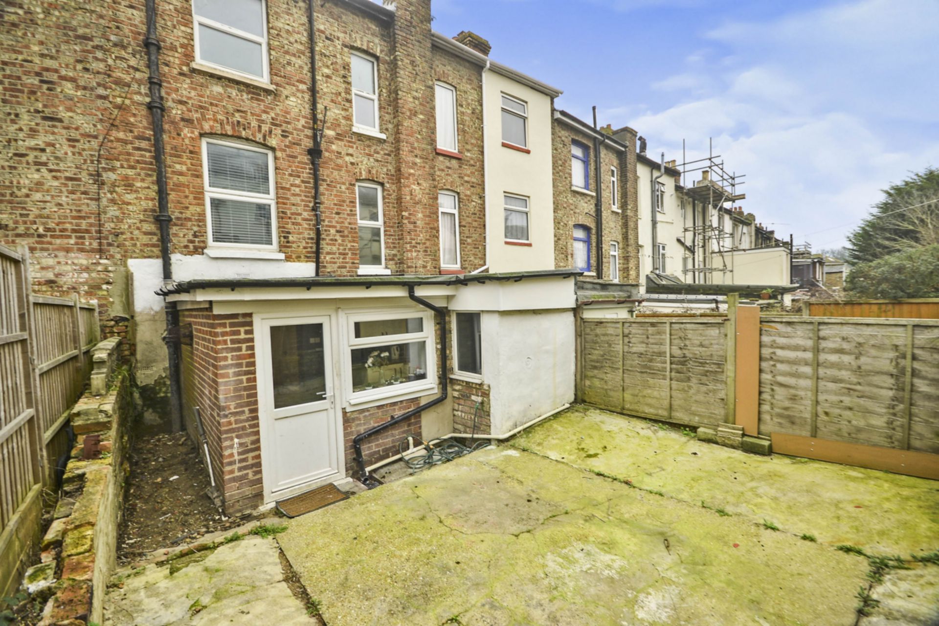 Property For Sale Black Bull Road, Folkestone, CT19 3 Bedroom