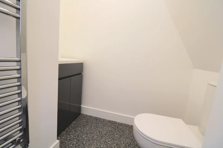 Family Shower Room