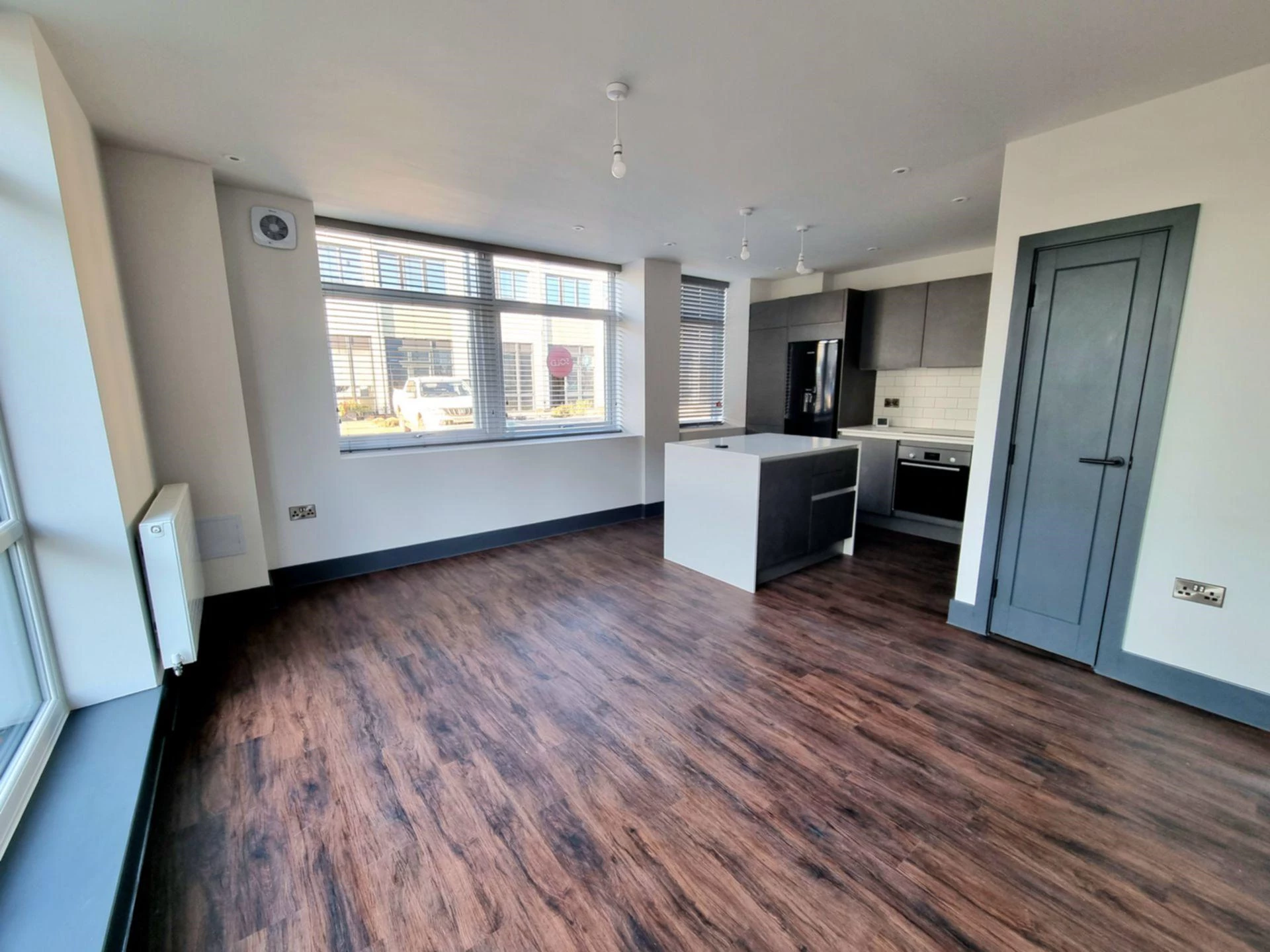 Lounge/Kitchen