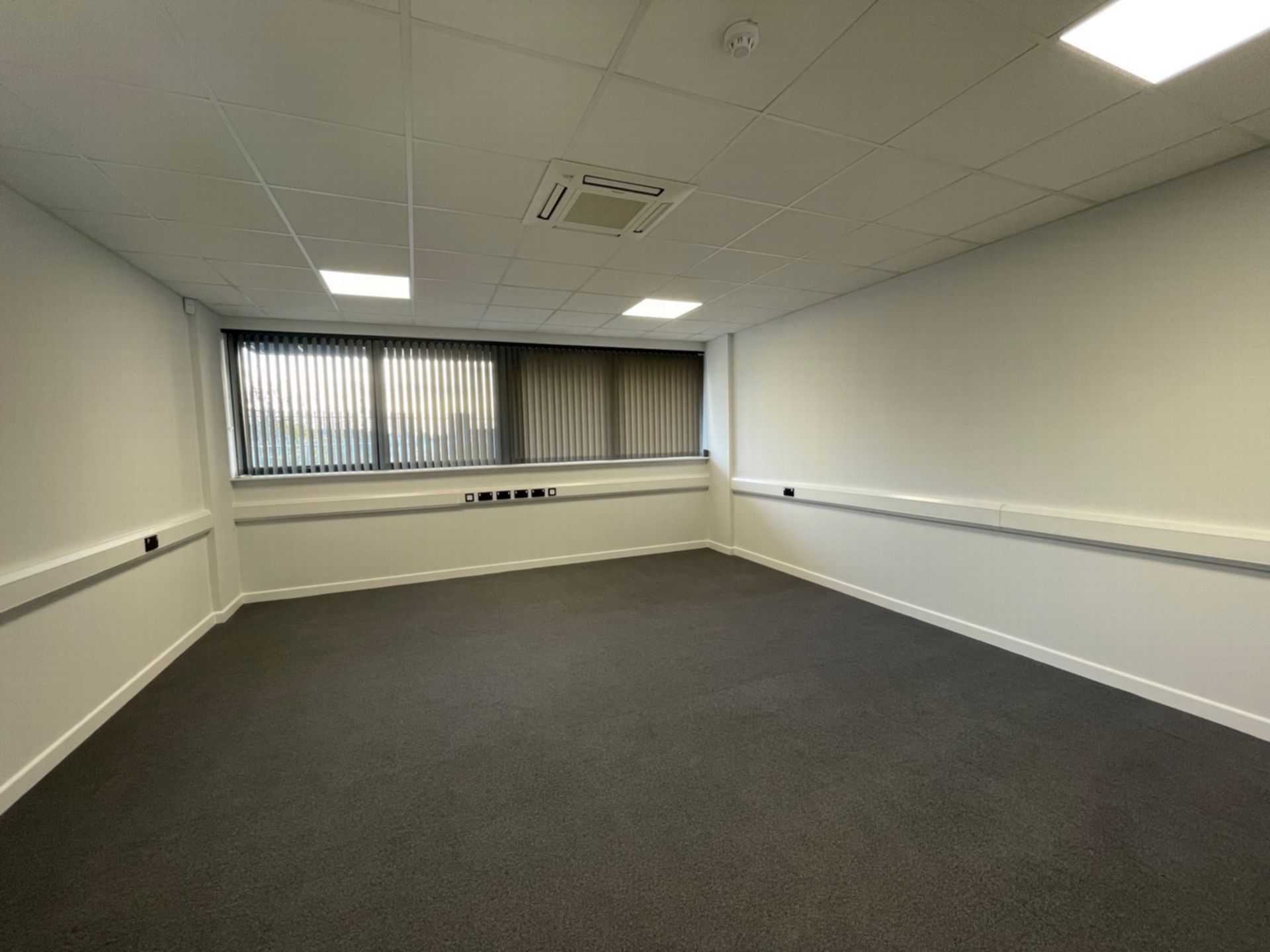 Commercial Property To Let Mountfield Road,New Romney,TN28 Office