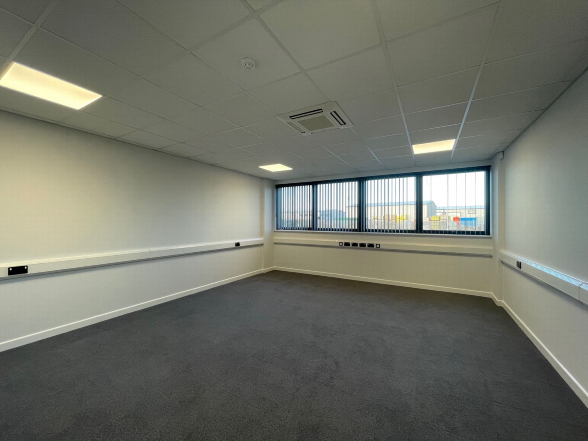 Commercial Property To Let Mountfield Road,New Romney,TN28 Office