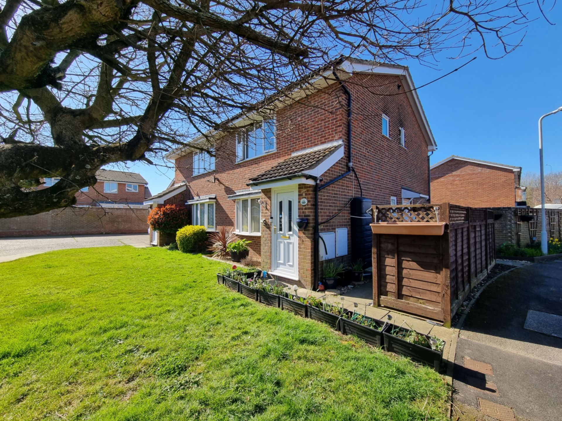 Property For Sale Wood Cottage Lane, Cheriton, CT19 1 Bedroom Flat