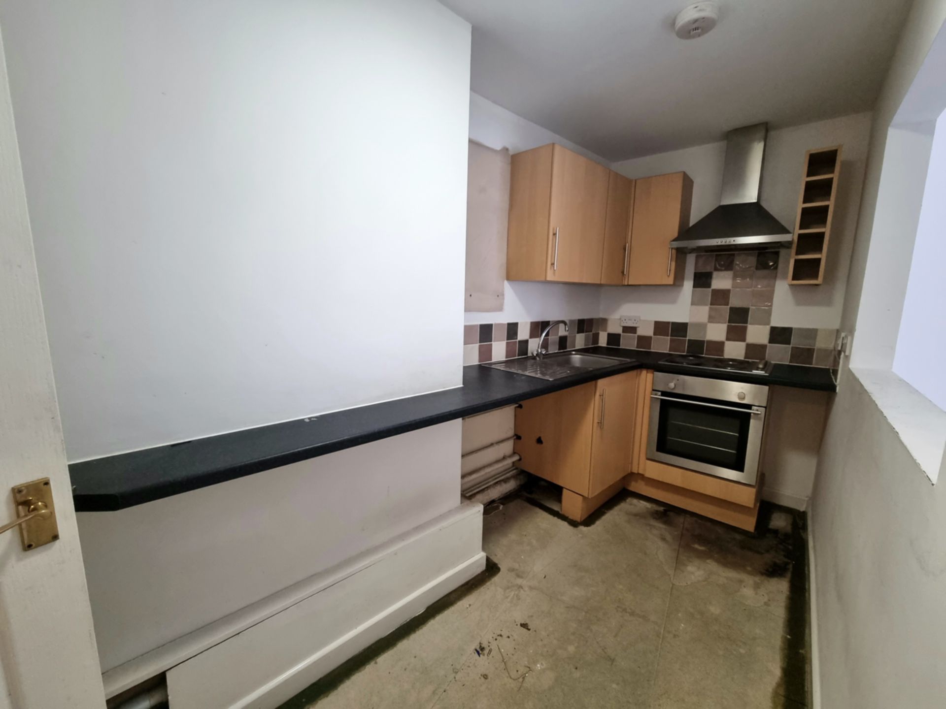 Property For Sale Canterbury Road, Folkestone, CT19 3 Bedroom House