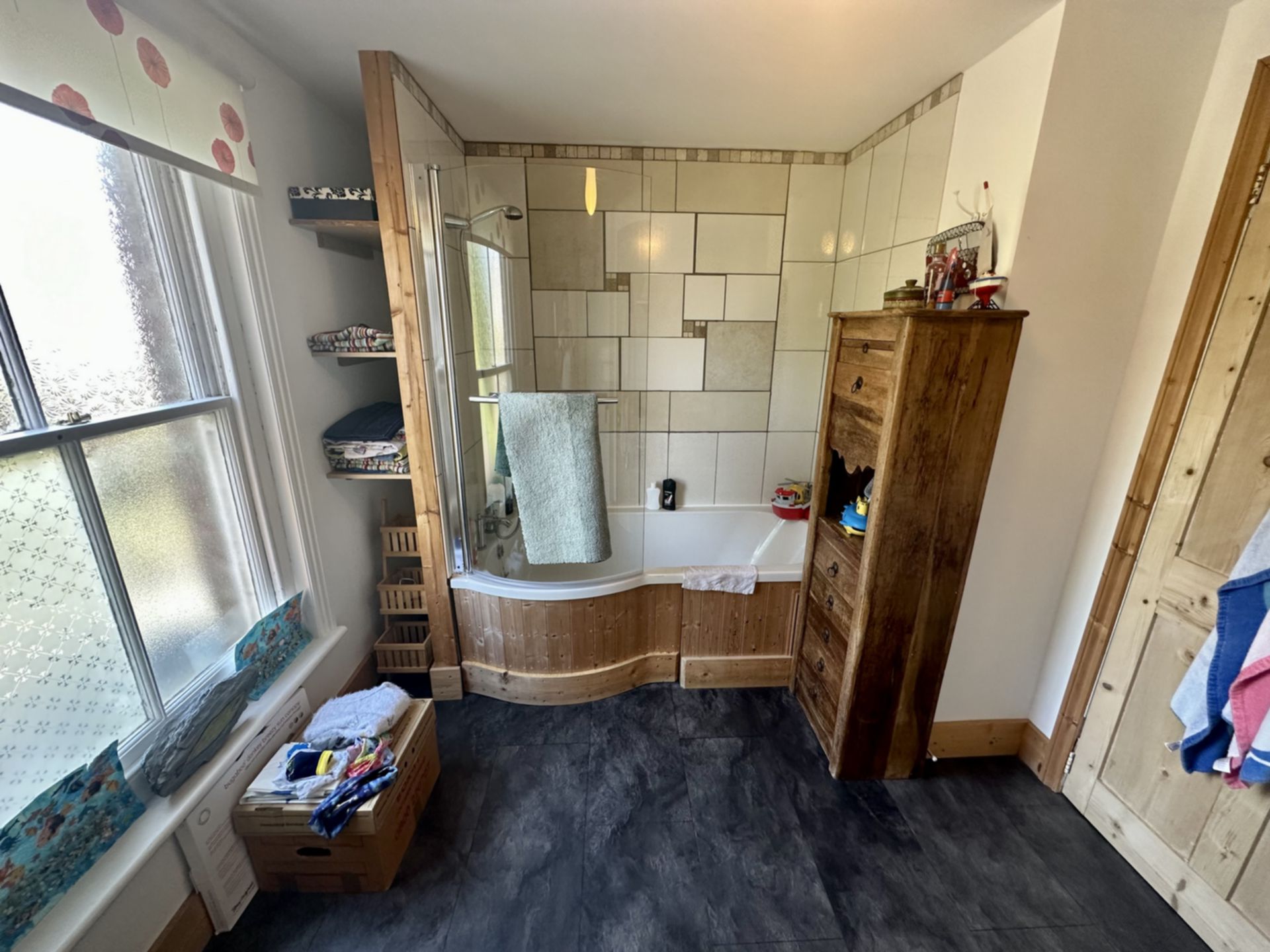 Property To Rent Broadmead Road, Folkestone, CT19 6 Bedroom House through Motis Estates