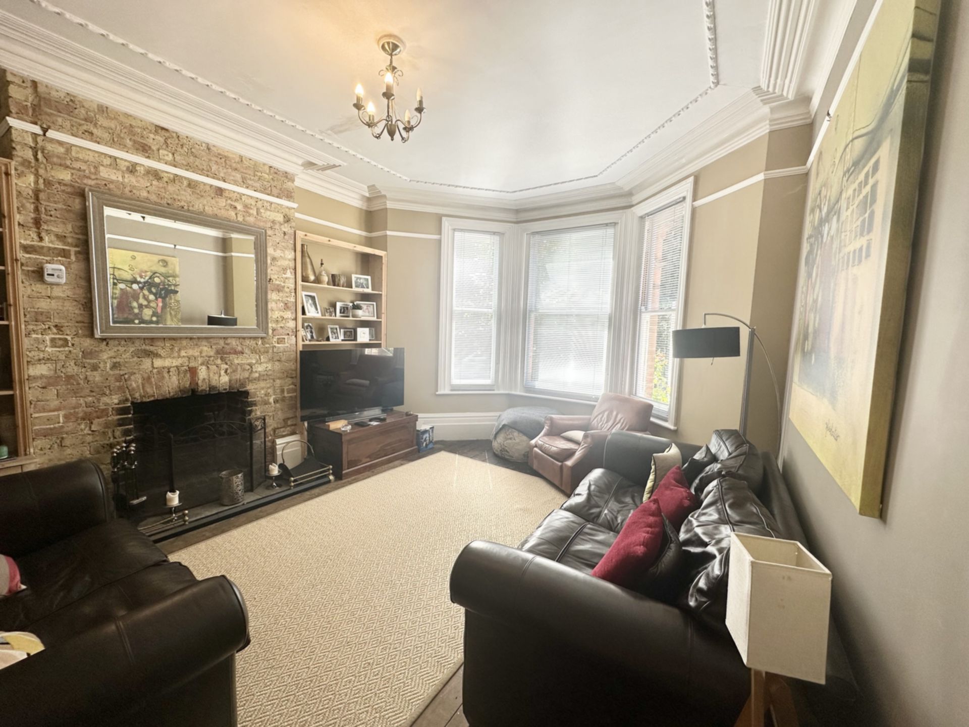 Property To Rent Broadmead Road, Folkestone, CT19 6 Bedroom House through Motis Estates