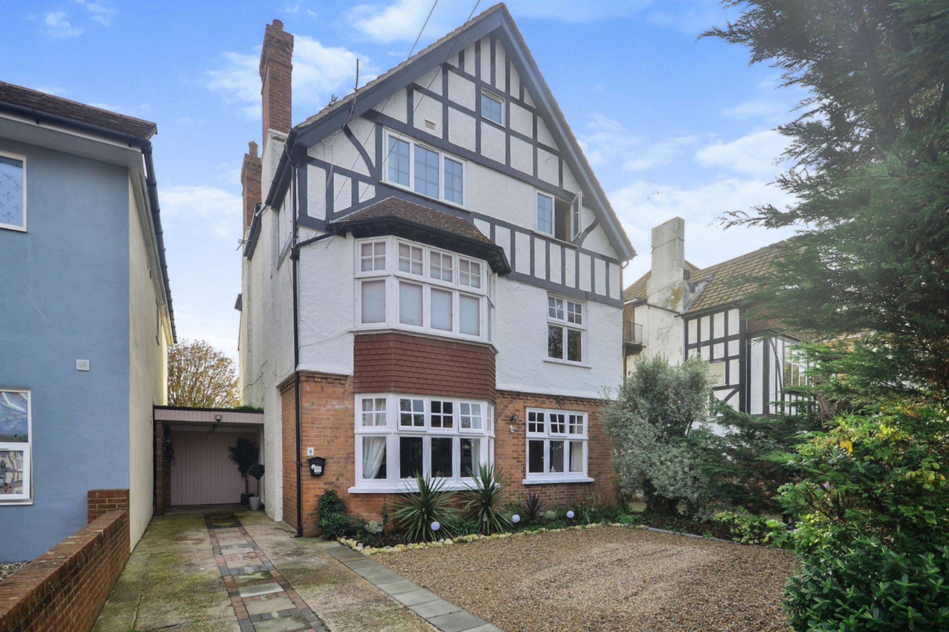 Property For Sale Julian Road, Folkestone, CT19 2 Bedroom Apartment