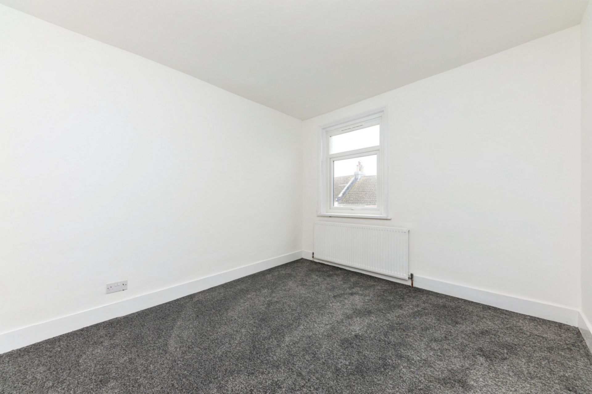 Property To Rent Garden Road, Folkestone, CT19 4 Bedroom End Of Terrace through Motis Estates