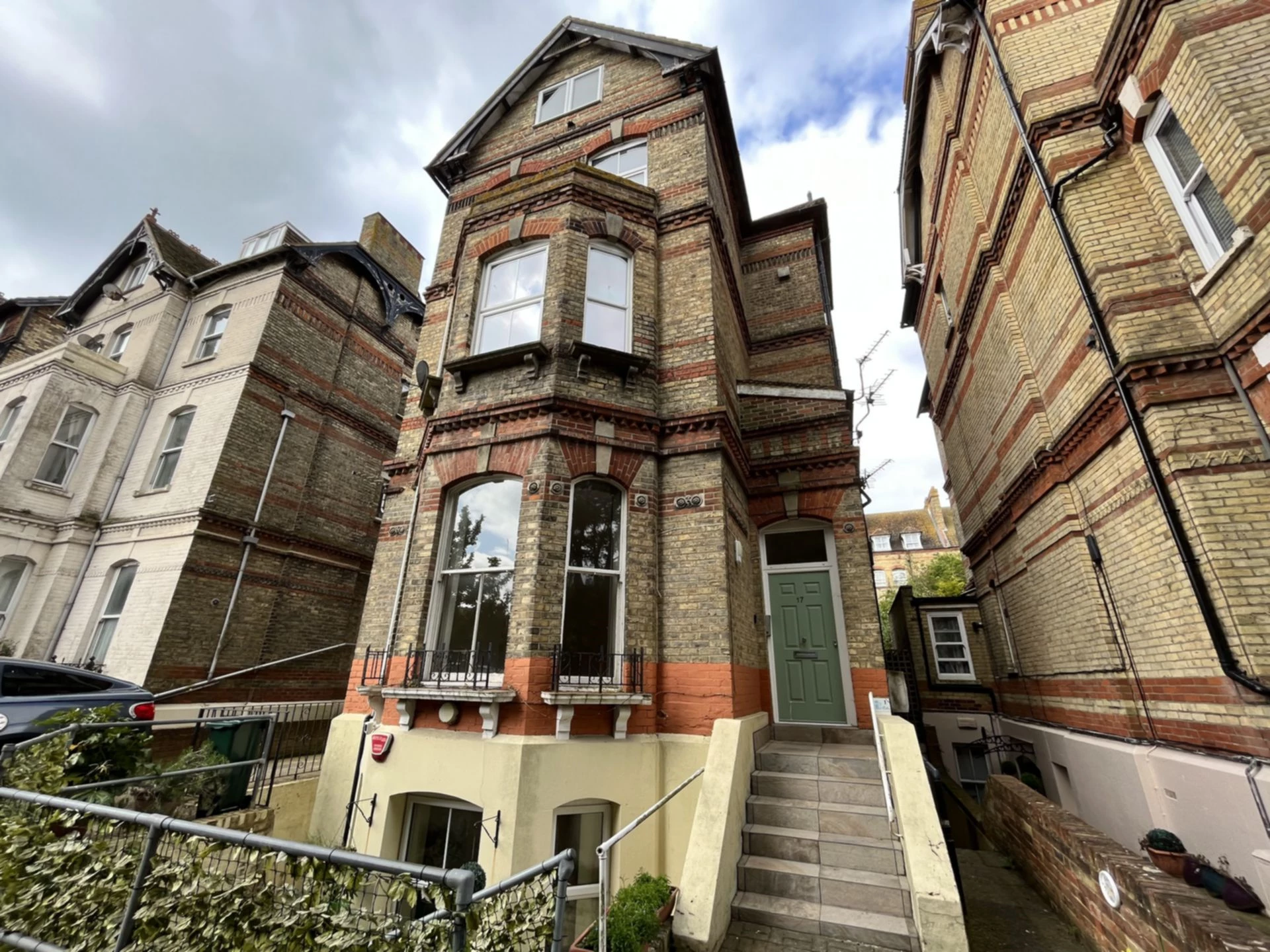 Earls Avenue Folkestone CT20