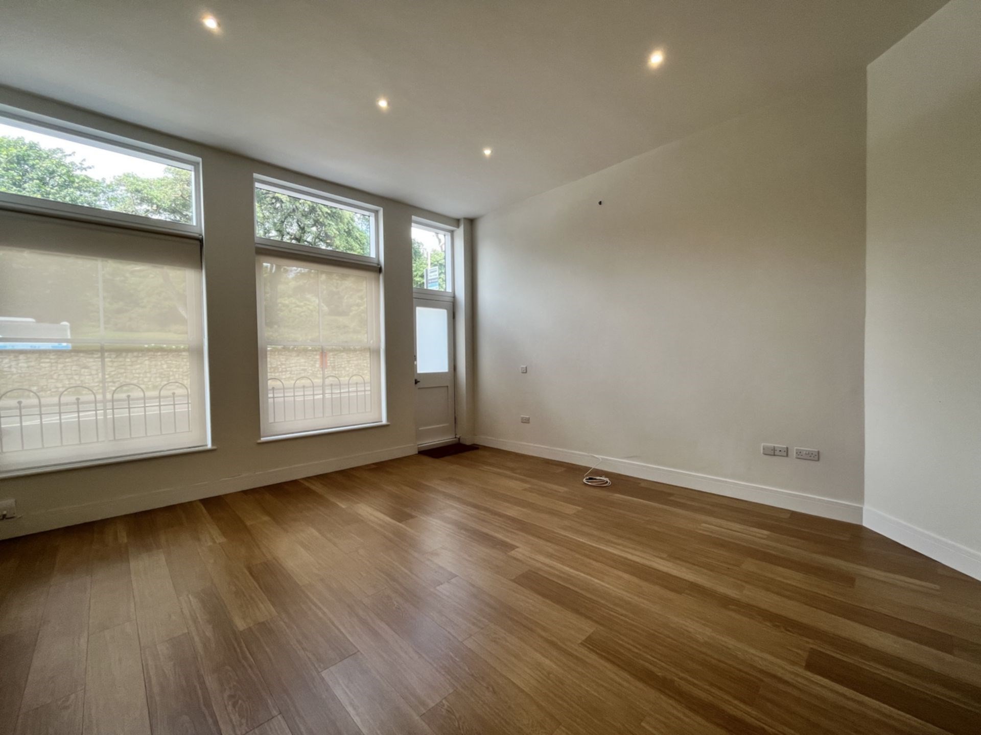 Property For Sale Sandgate High Street, Sandgate, CT20 2 Bedroom