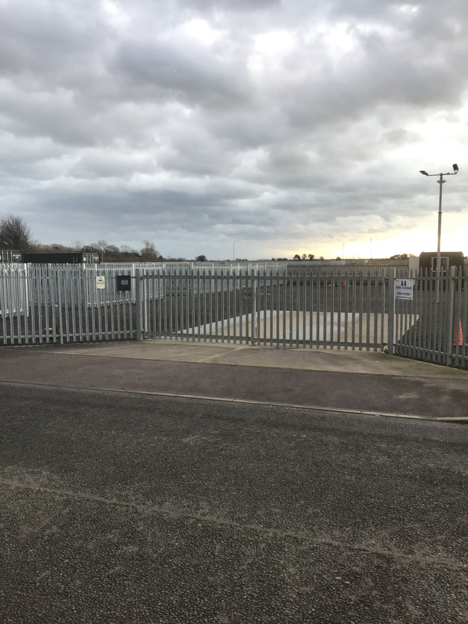 Commercial Property To Let Collins Road,New Romney,TN28 Land through