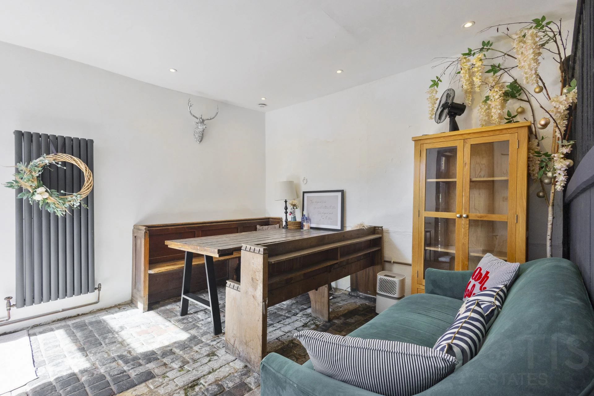 Queens Mews, Wellington Place Sandgate Folkestone CT20