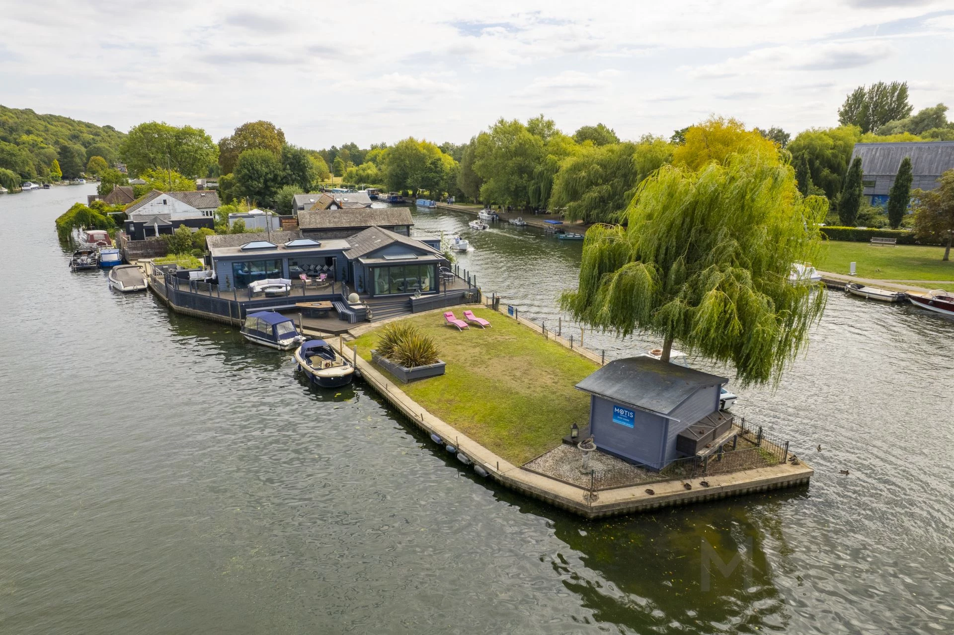 Wargrave Road Henley-On-Thames RG9