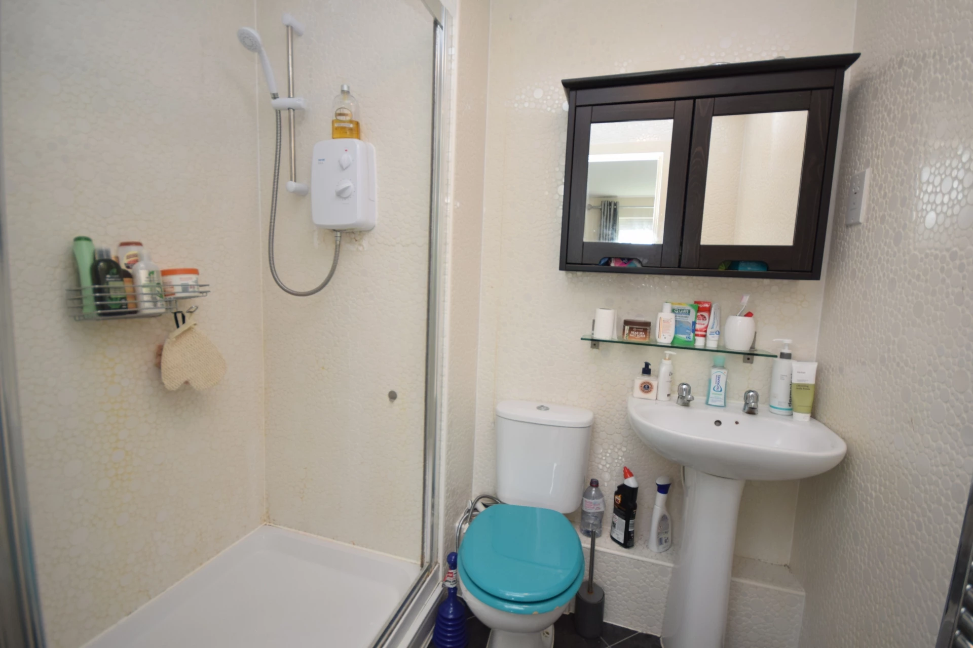 Master En Suite Bathroom