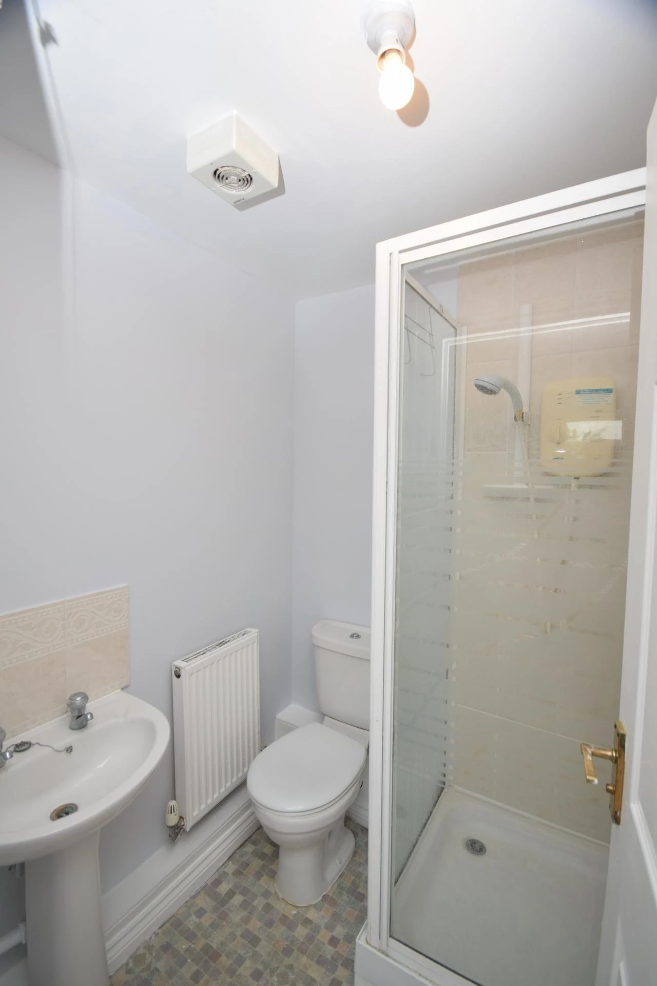 En Suite Bathroom