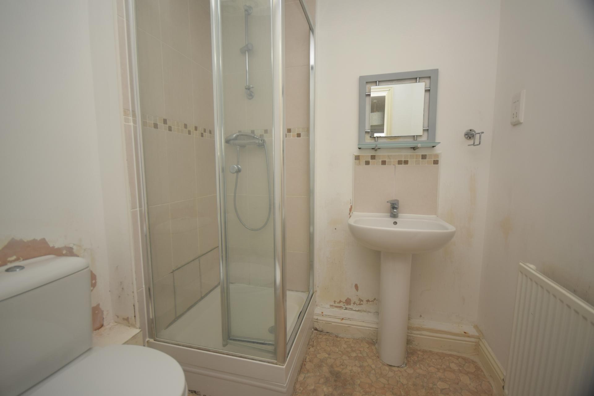 Master En Suite Bathroom