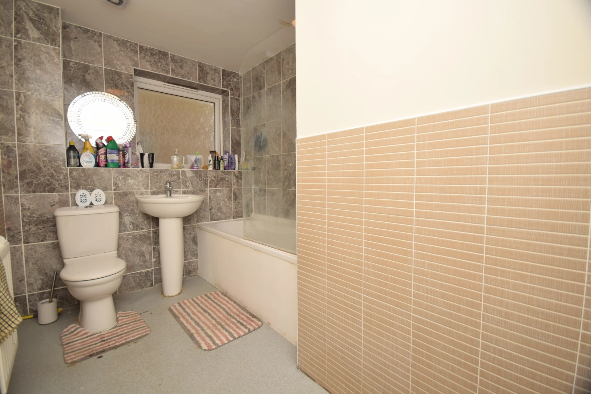 1st Floor Bathroom