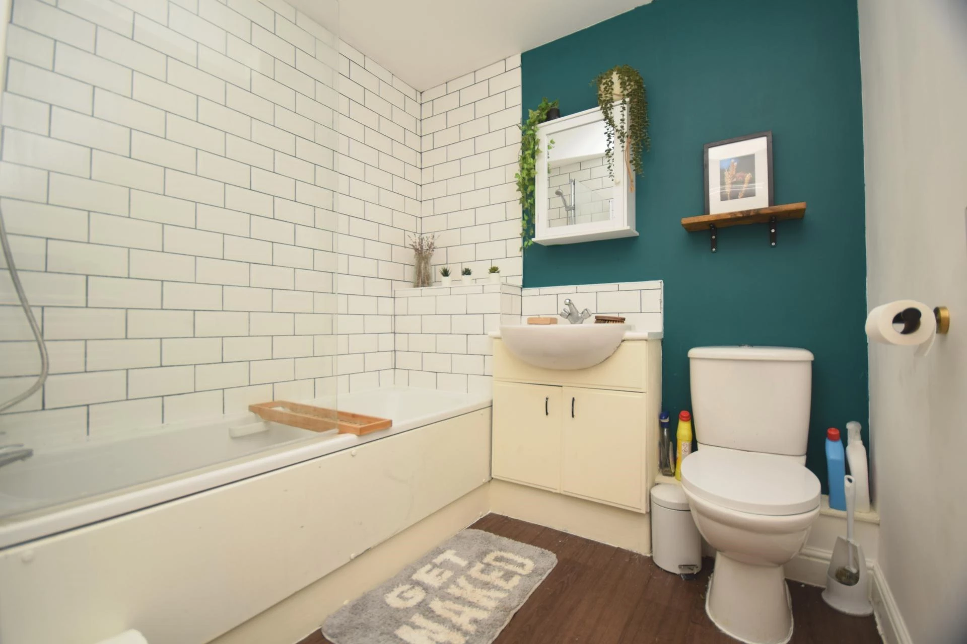 Main Family Bathroom