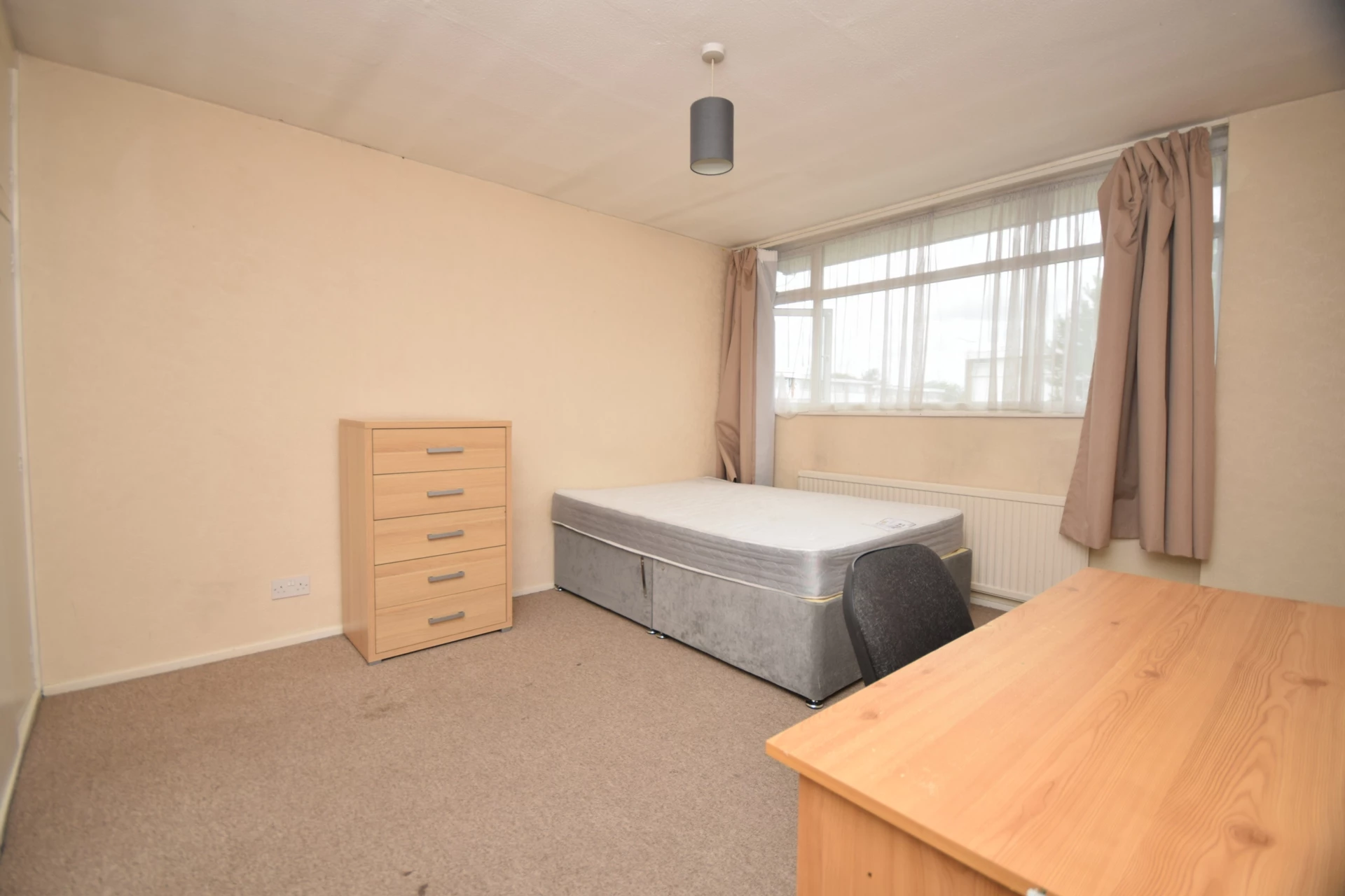 Downstairs Double Bedroom 2