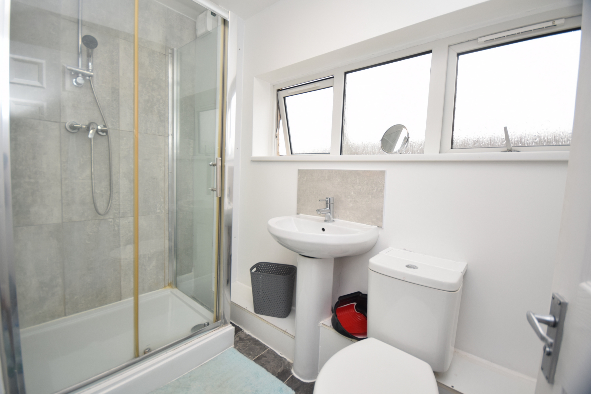 Upstairs Bathroom