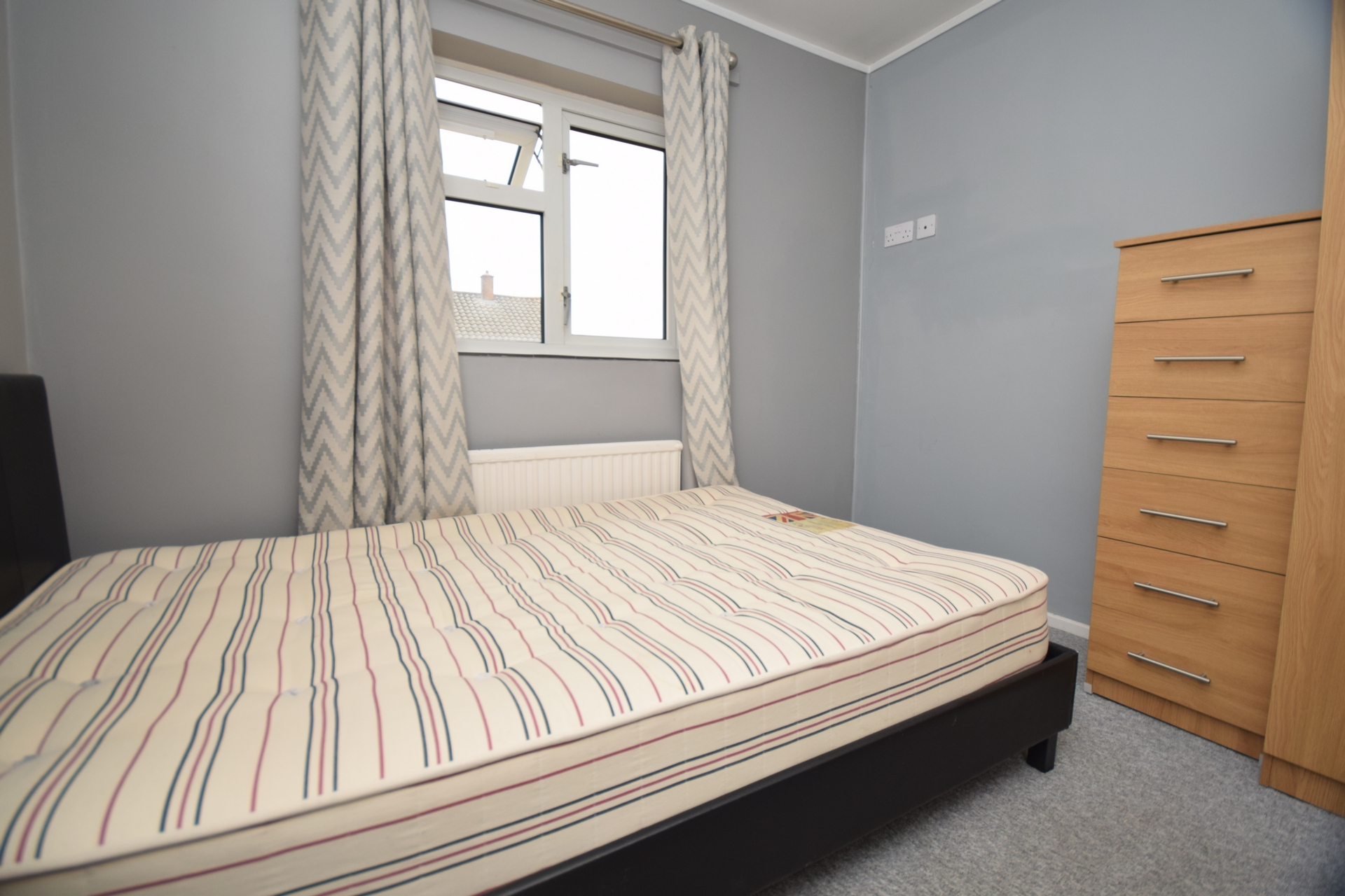 Upstairs Bedroom 4