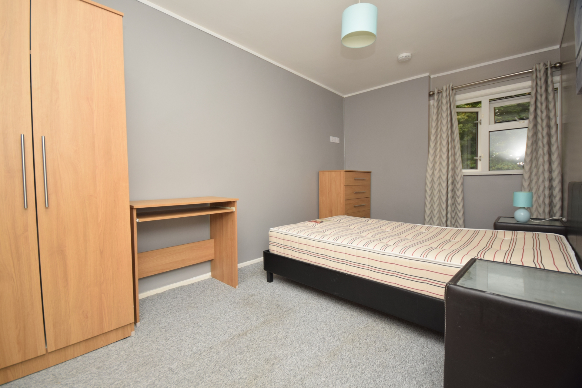 Upstairs Bedroom 5