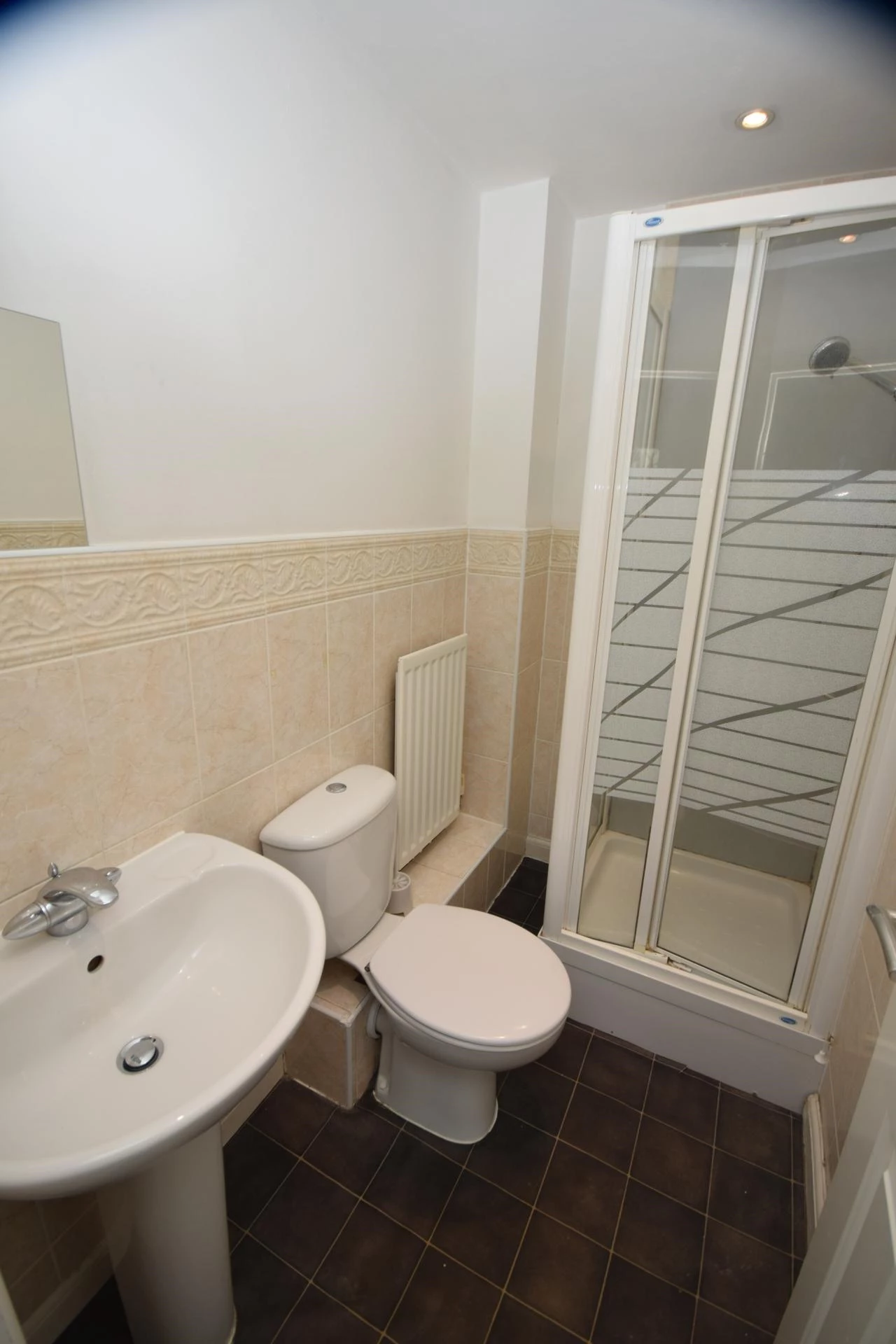 En Suite Bathroom