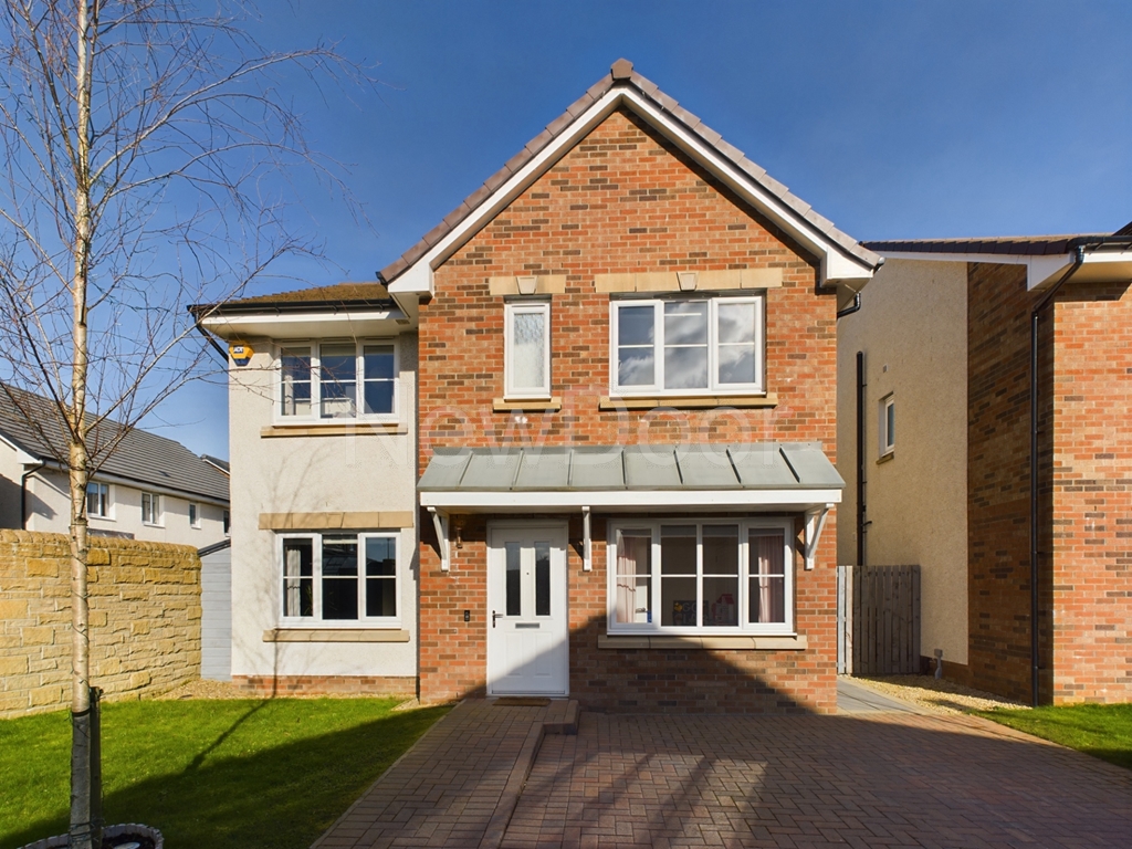 Property For Sale Central Park View, PA7 4 Bedroom House