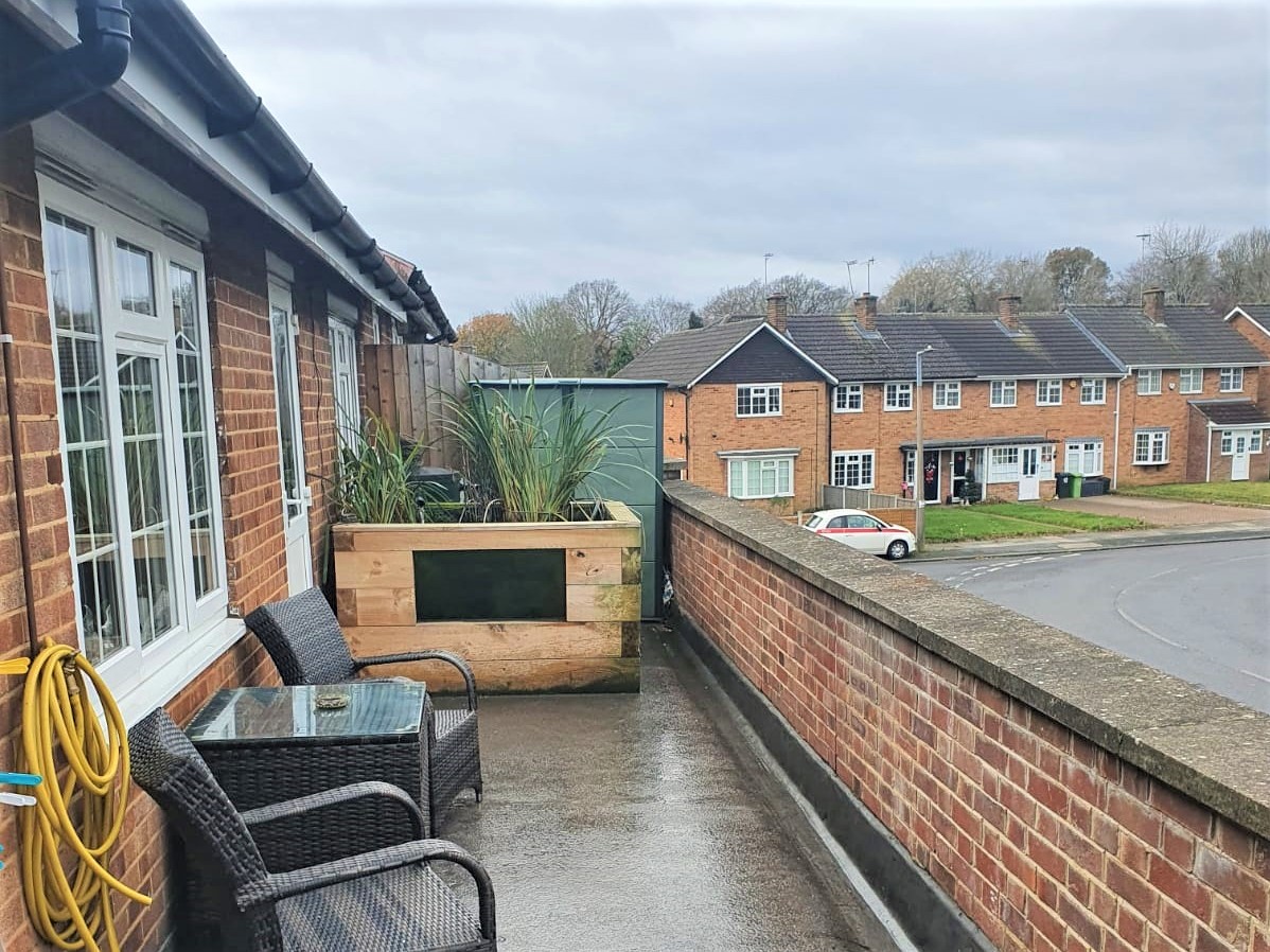 Property For Sale Eastham Crescent, Brentwood, CM13 2 Bedroom Flat