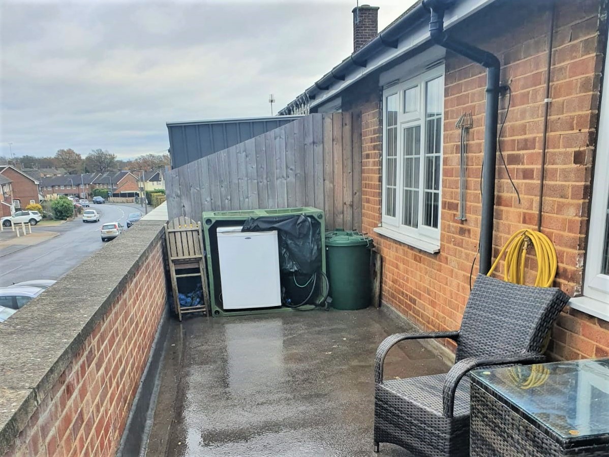 Property For Sale Eastham Crescent, Brentwood, CM13 2 Bedroom Flat