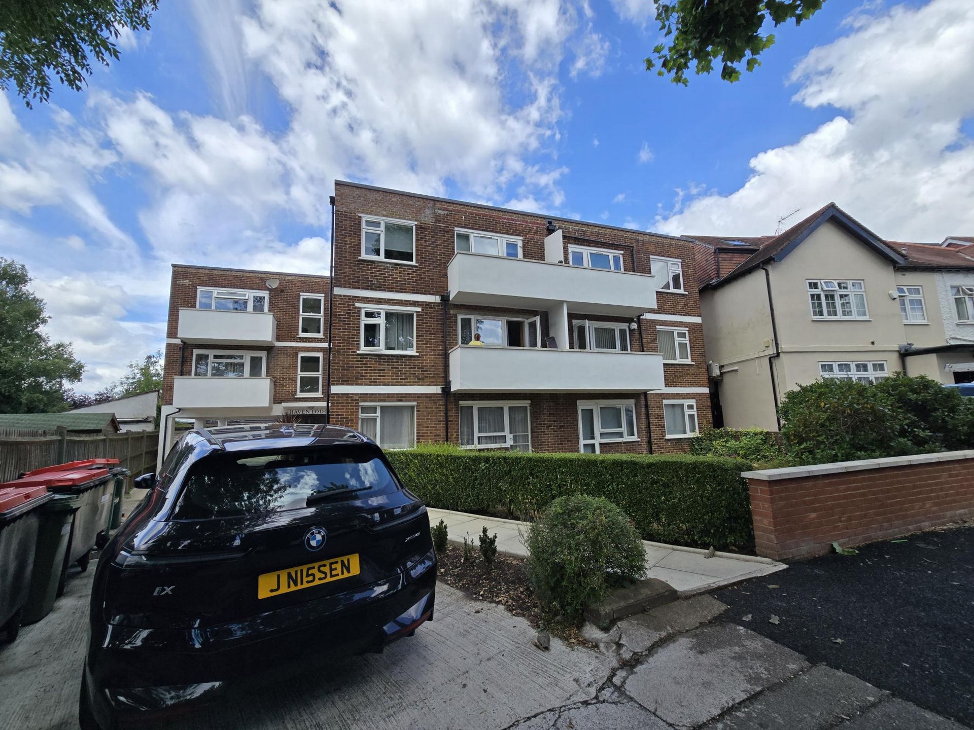 Hayes Crescent Temple Fortune London NW11