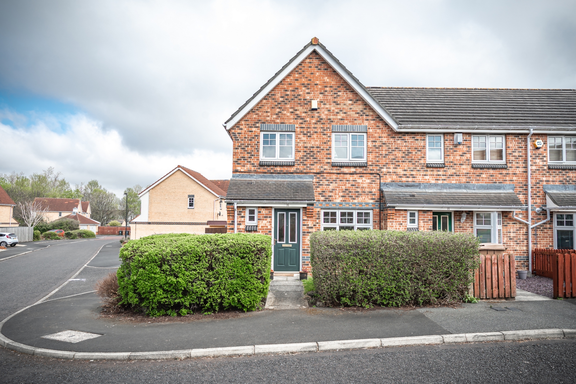 Property For Sale Cawfields Court, Longbenton, NE12 3 Bedroom End Of
