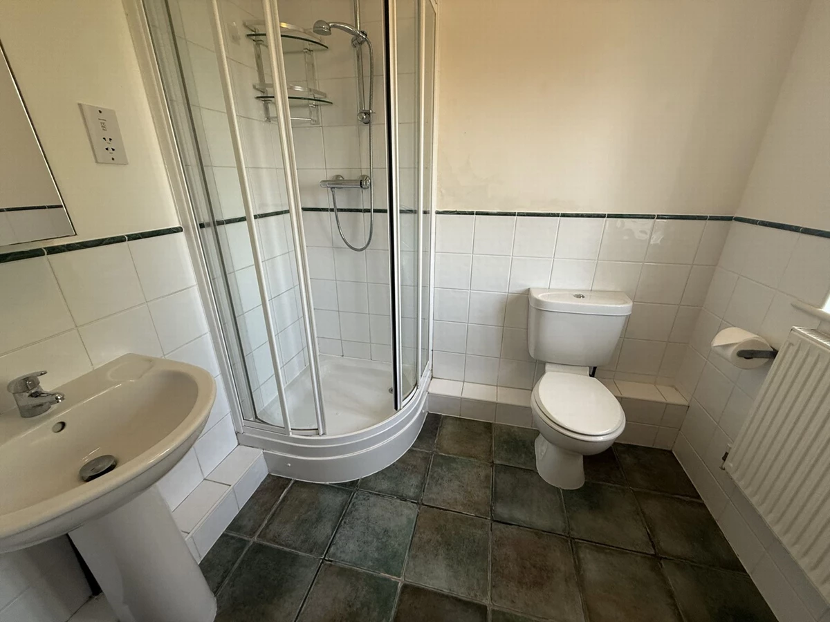 Ensuite