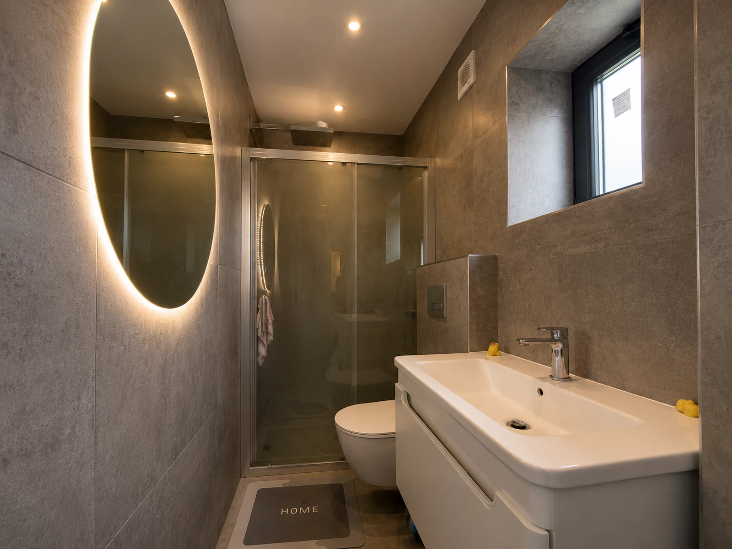 Ensuite