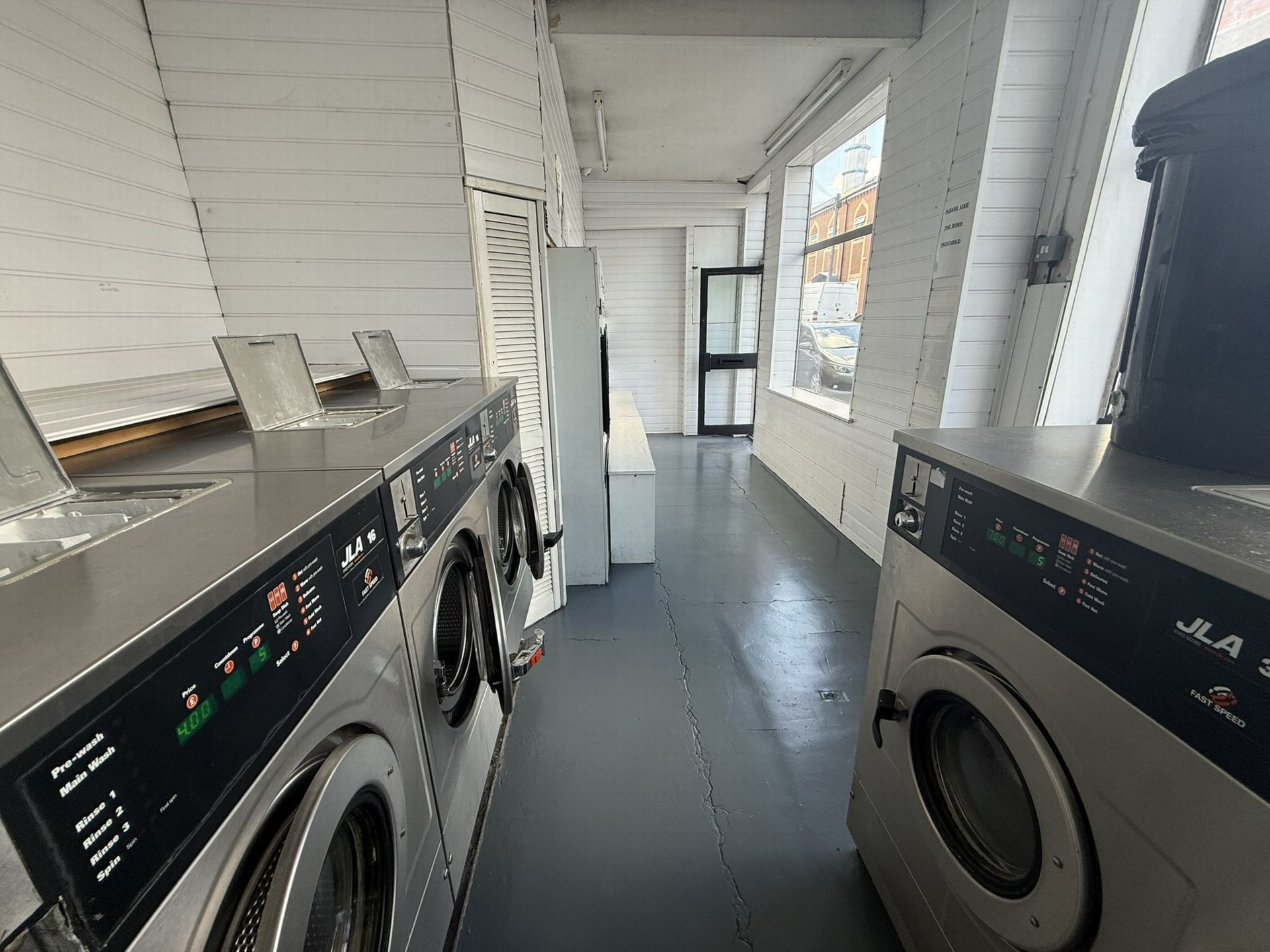Laundrette