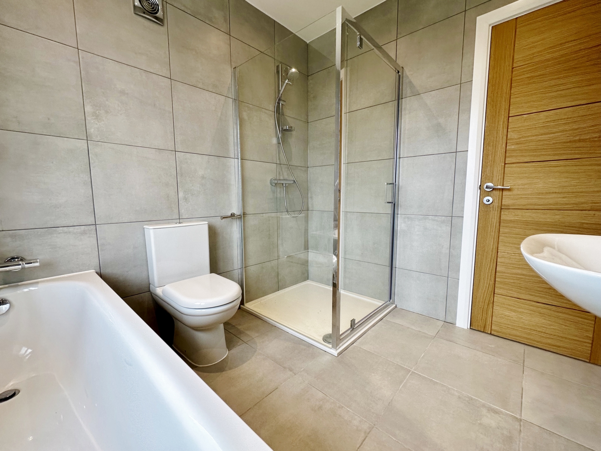 Bathroom cont