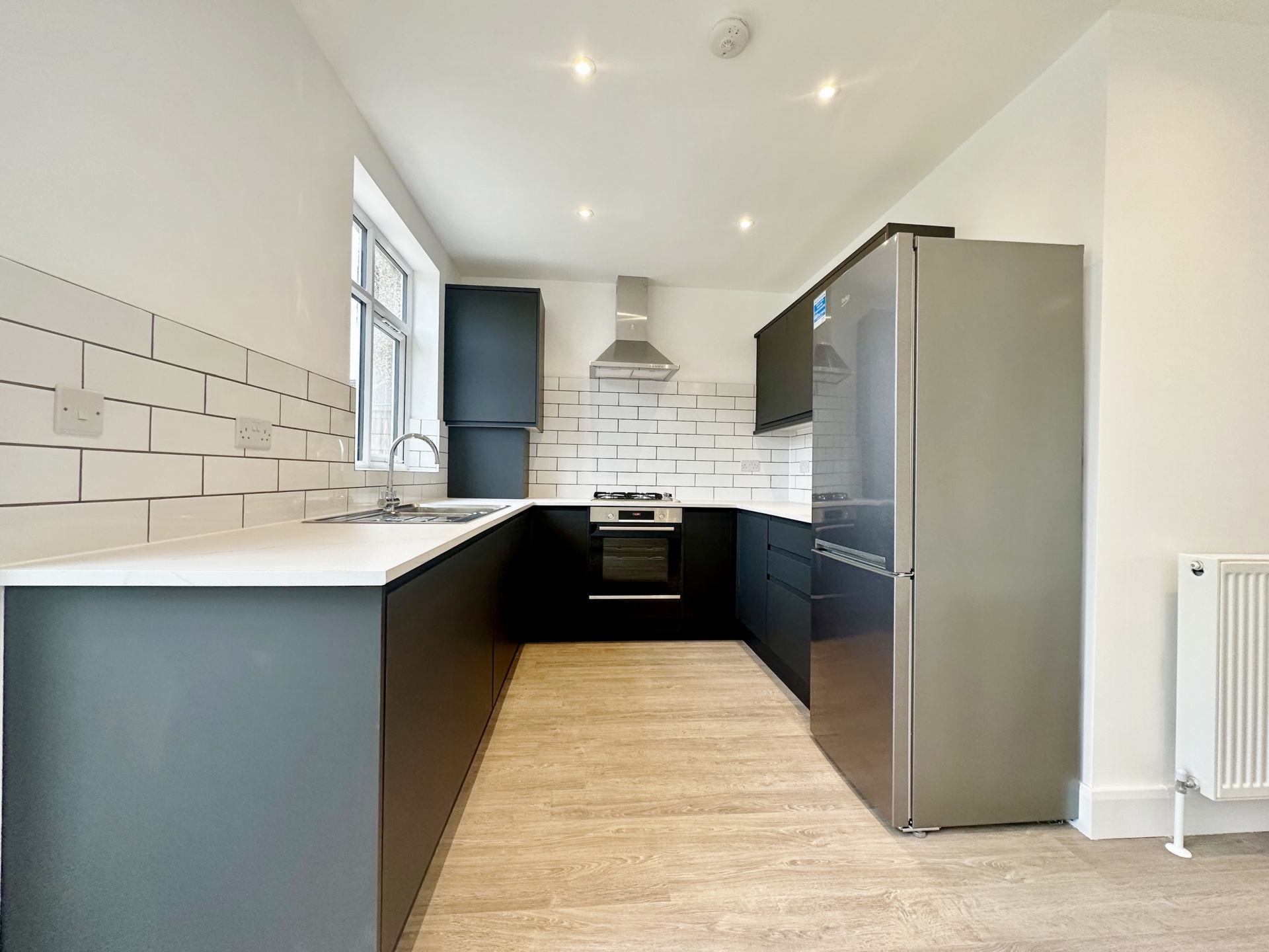 Kitchen cont