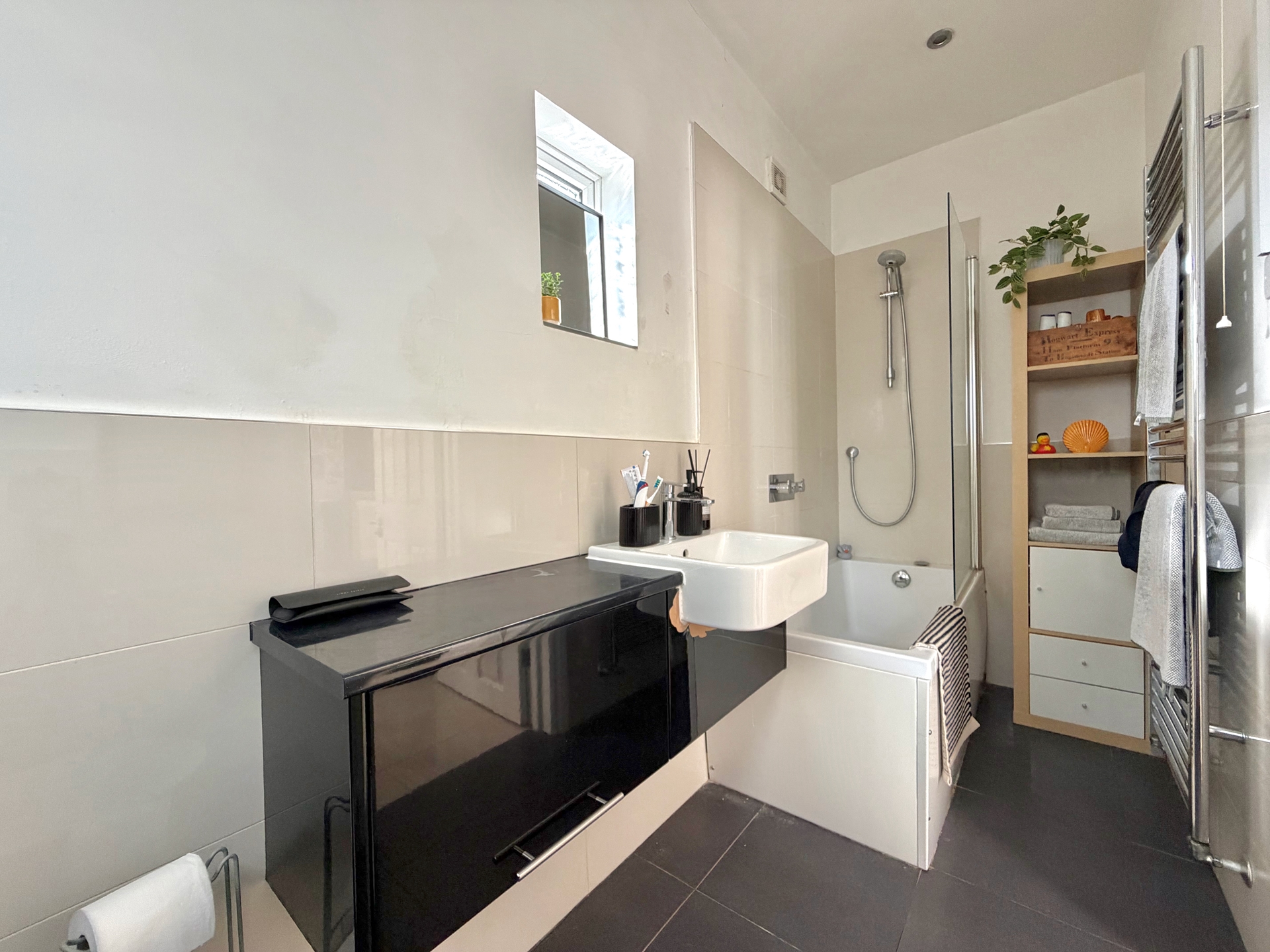 Bathroom Bathroom