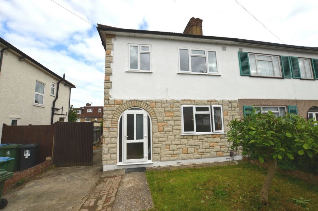 Tudor Walk North Watford WD24