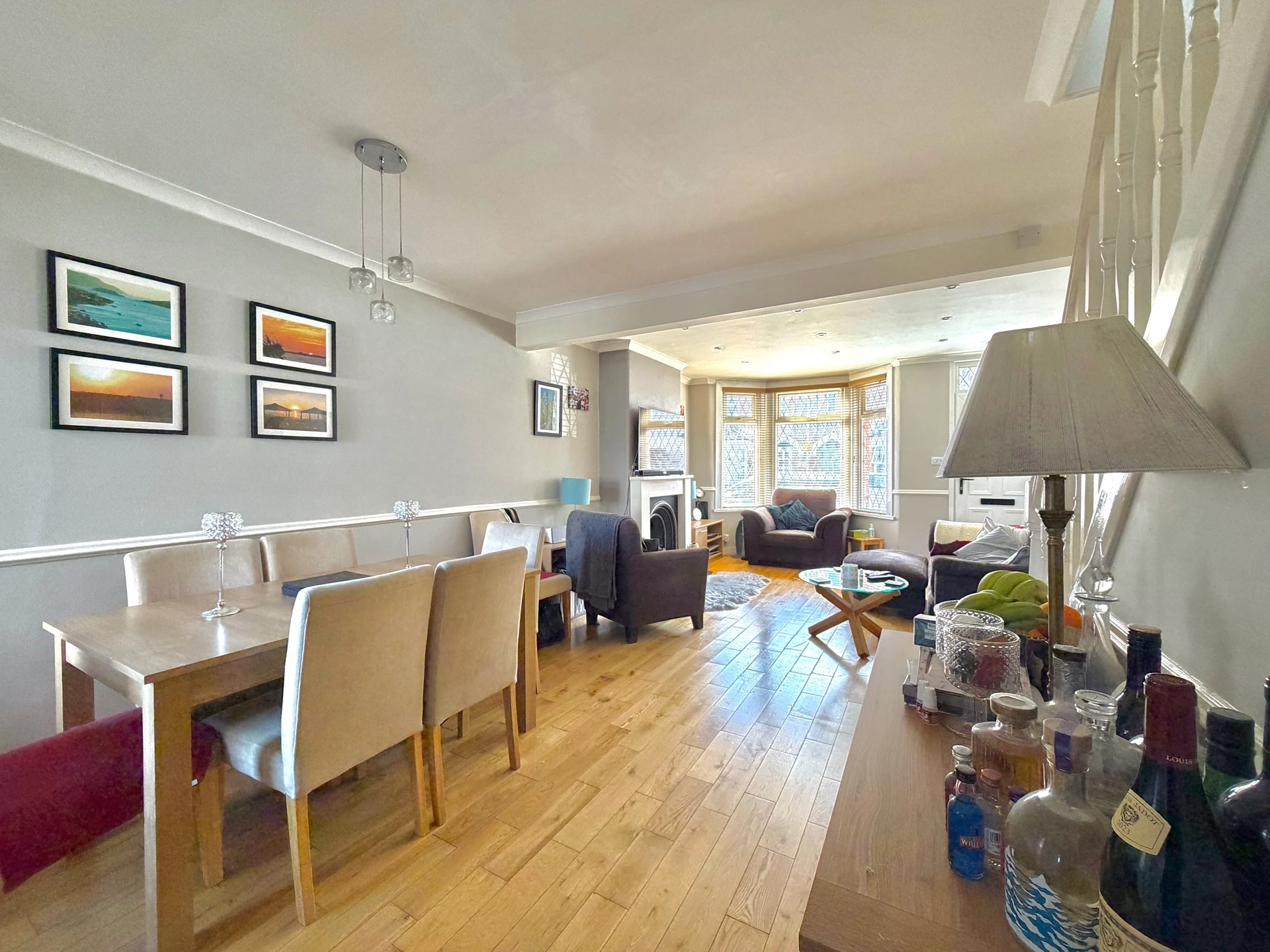 Living/Dining Area