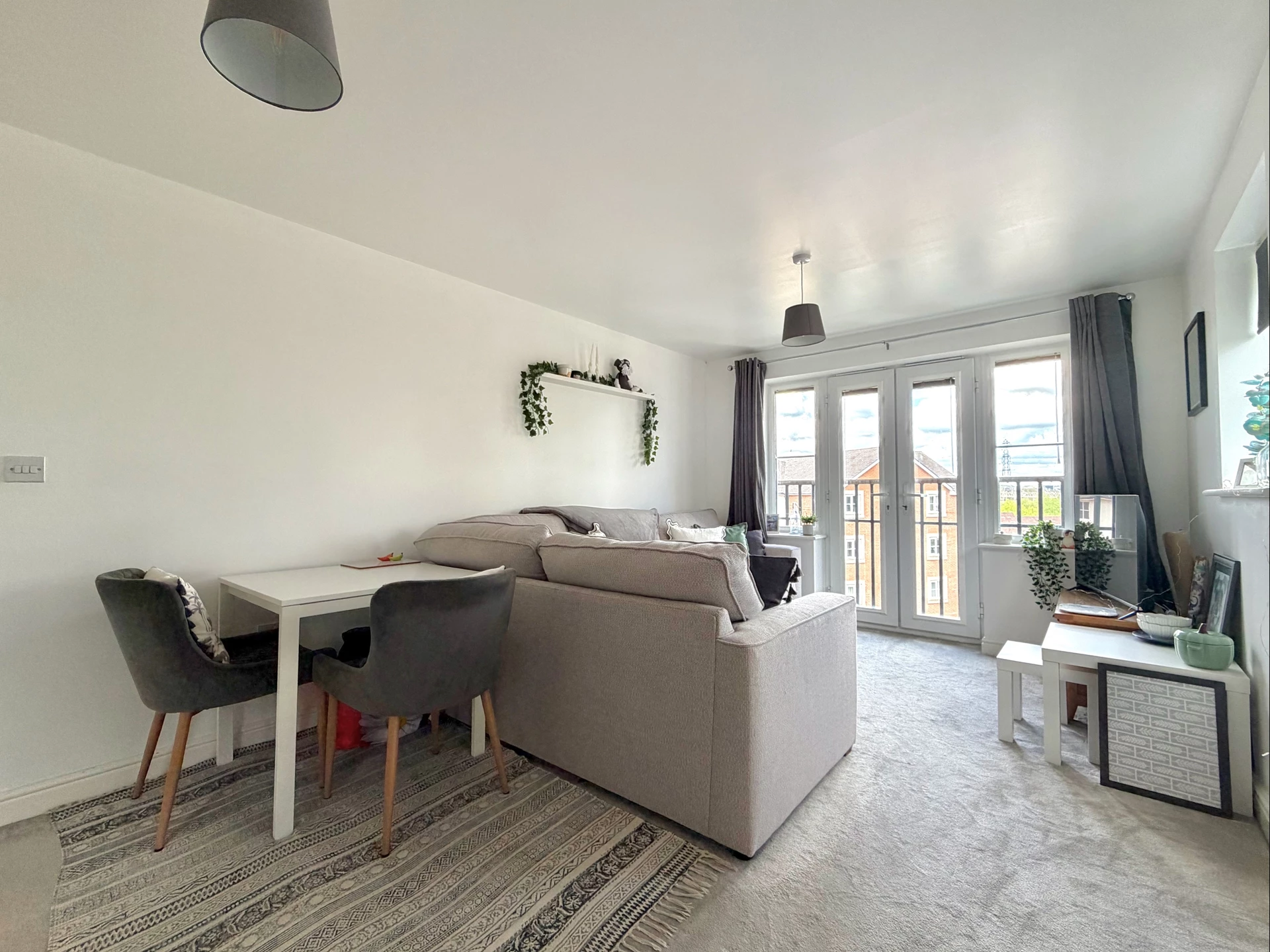 Living/Dining Room