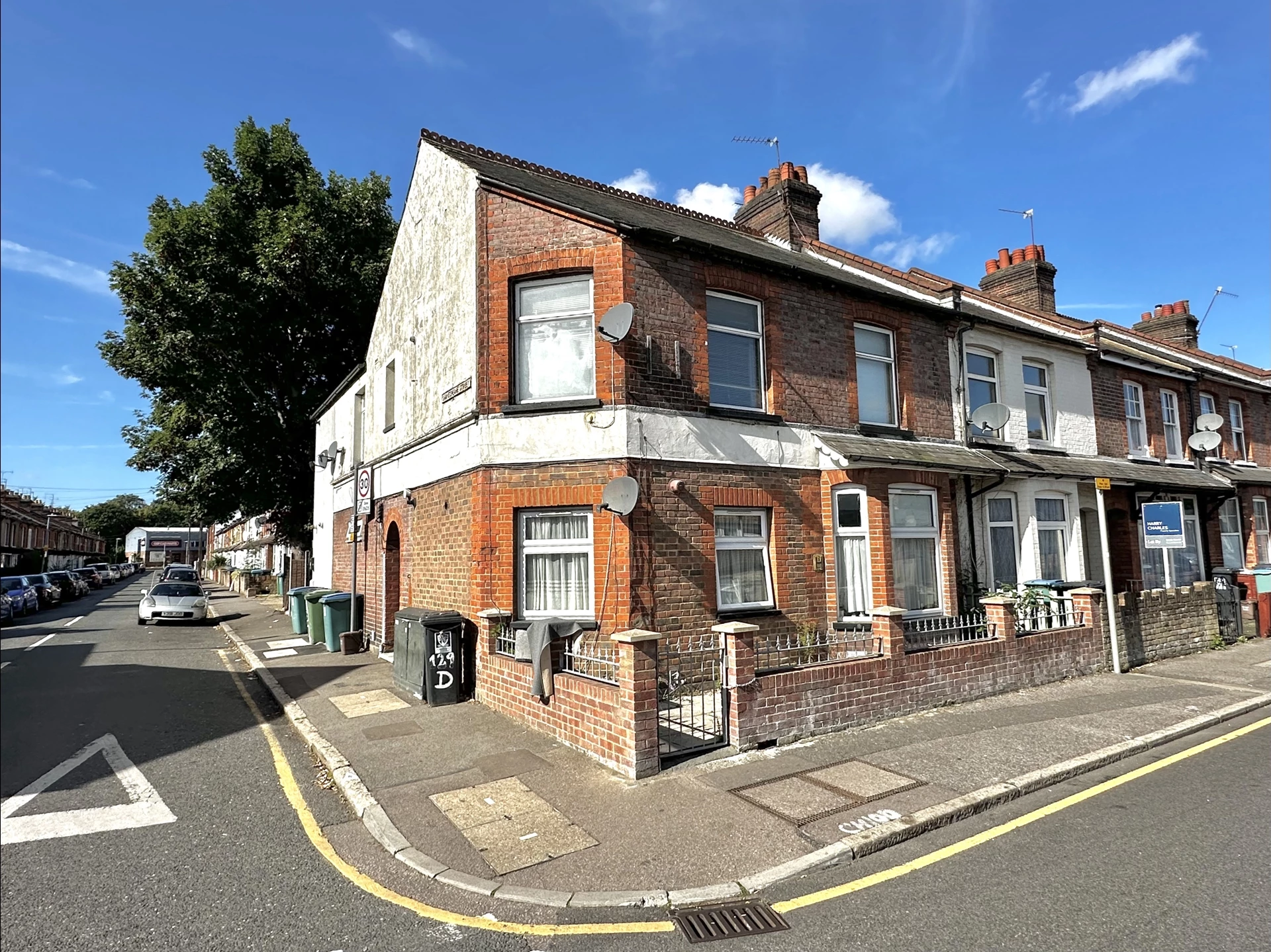 Leavesden Road Watford WD24