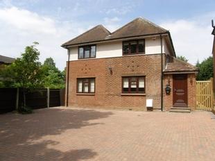 Waterside London Colney St Albans AL2