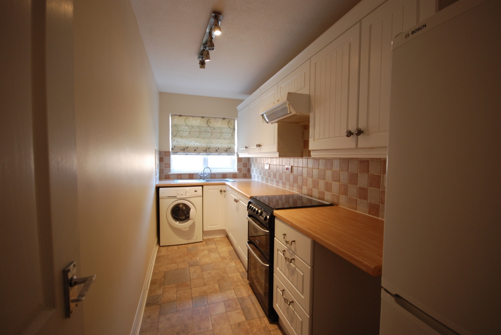 Property To Rent High Street, London Colney, AL2 1 Bedroom Flat