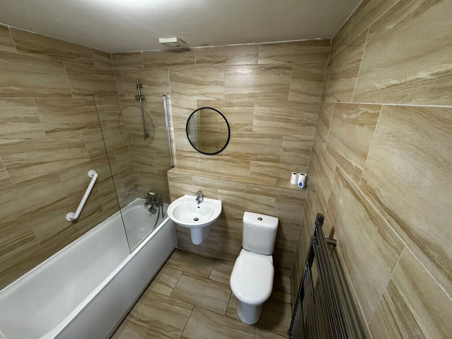 Photo 5