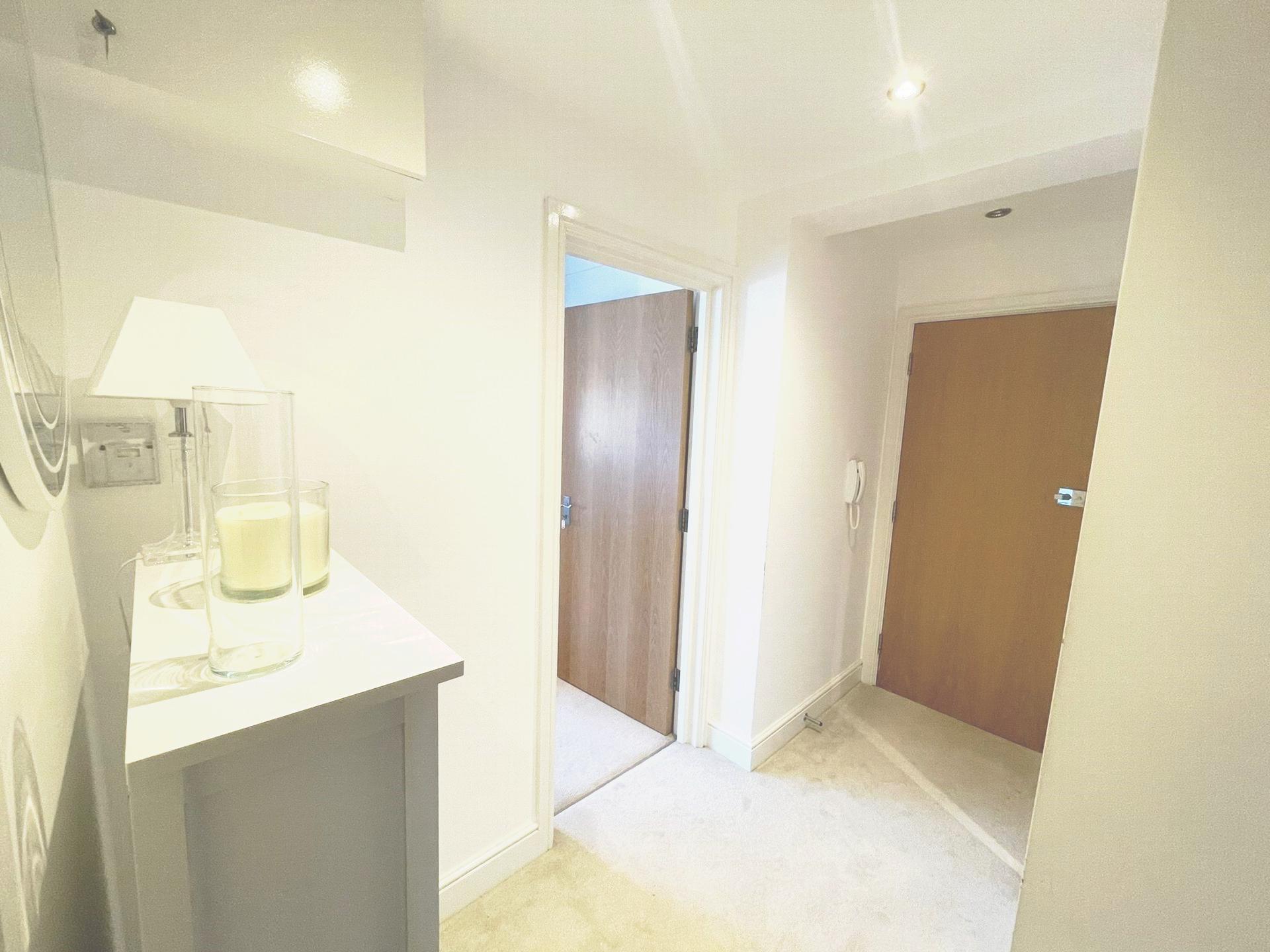 Property To Rent Shenley Lane, London Colney, AL2 2 Bedroom Flat