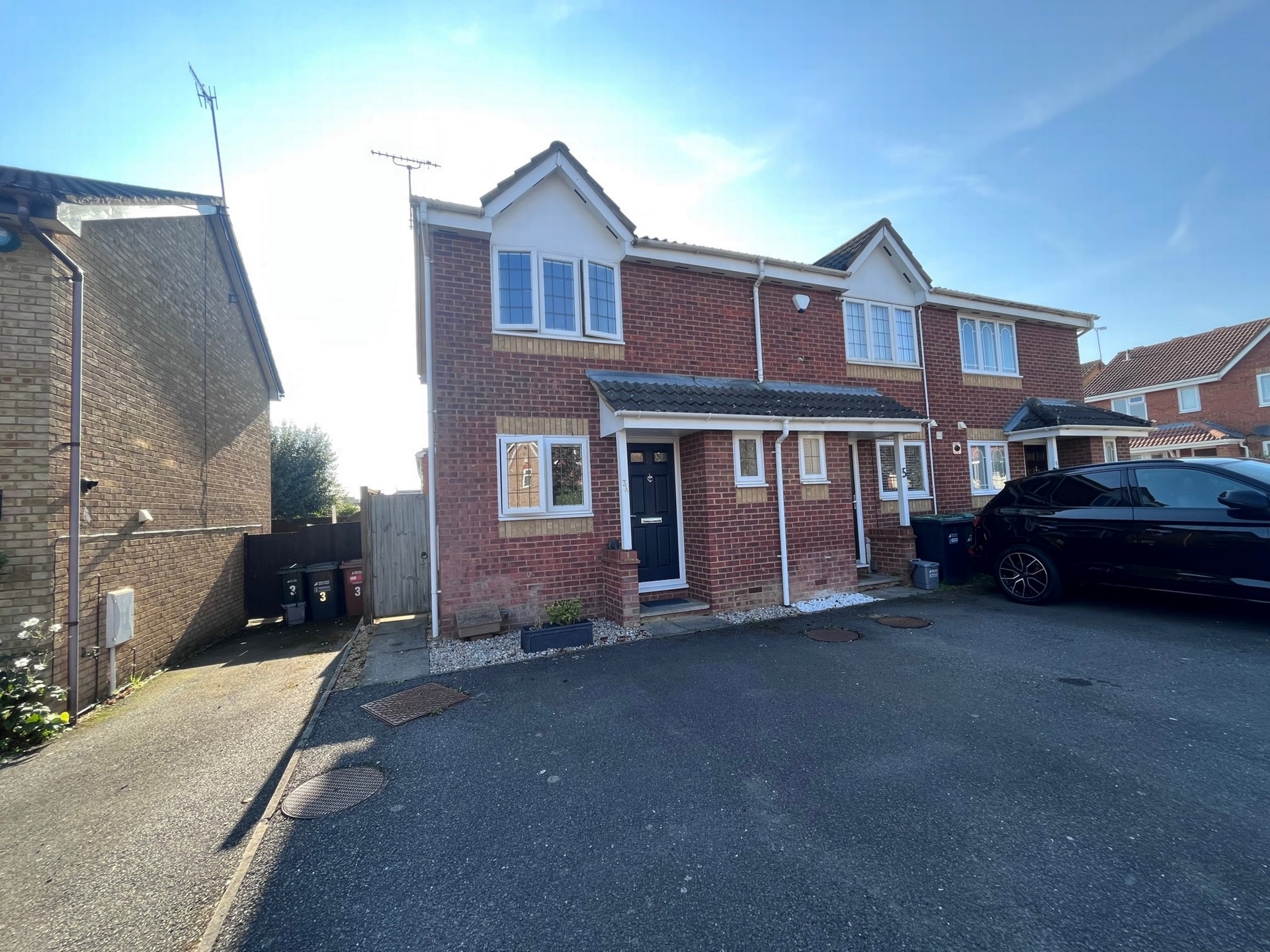 Property For Sale Abbey Drive, Abbots Langley, WD5 2 Bedroom End Of